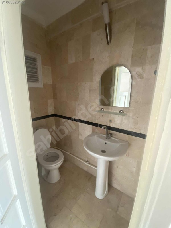 KONYAALTI GÜRSU MAHALLESİNDE KİRALIK BOŞ 3+1 DAİRE