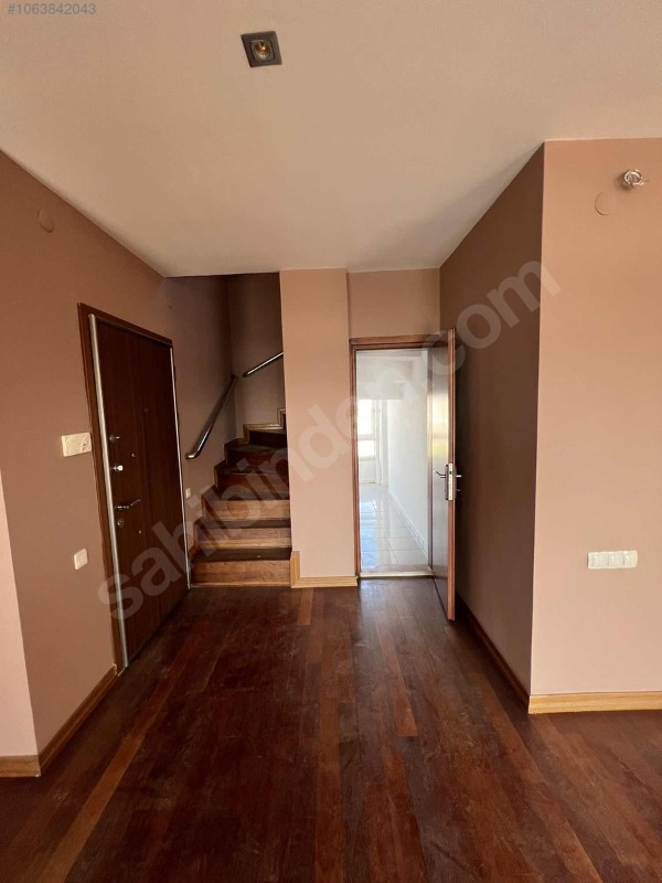 KONYAALTI LİMAN MAHALLESİNDE SATILIK 3+2 DUBLEKS DAİRE