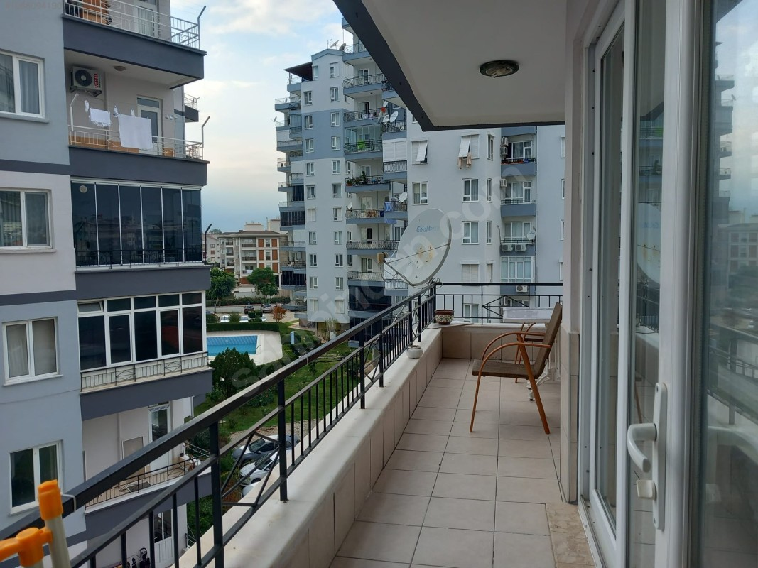 KONYAALTI ULUÇ SEDA SİTESİNDE EŞYALI KİRALIK 2+1 DAİRE
