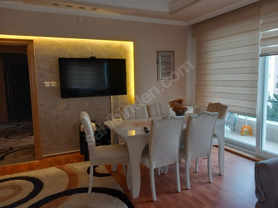 KONYAALTI ULUÇ SEDA SİTESİNDE EŞYALI KİRALIK 2+1 DAİRE