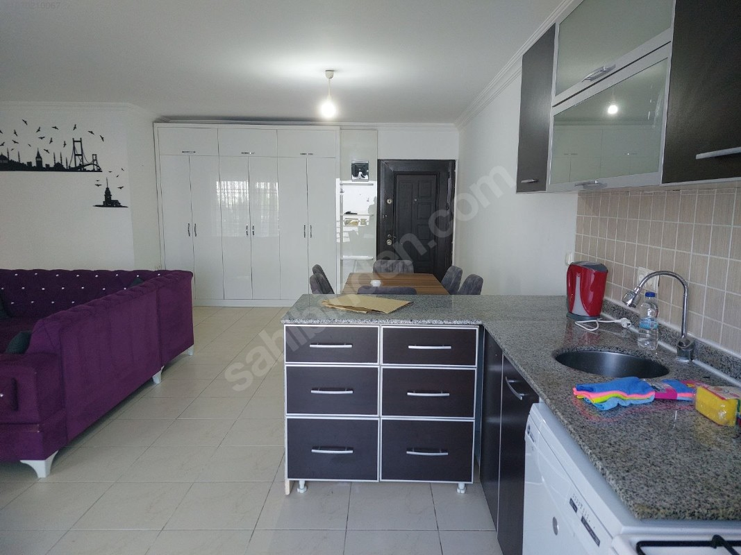 KONYAALTI SARISU MAHALLESİNDE EŞYALI KİRALIK 3+1 DAİRE