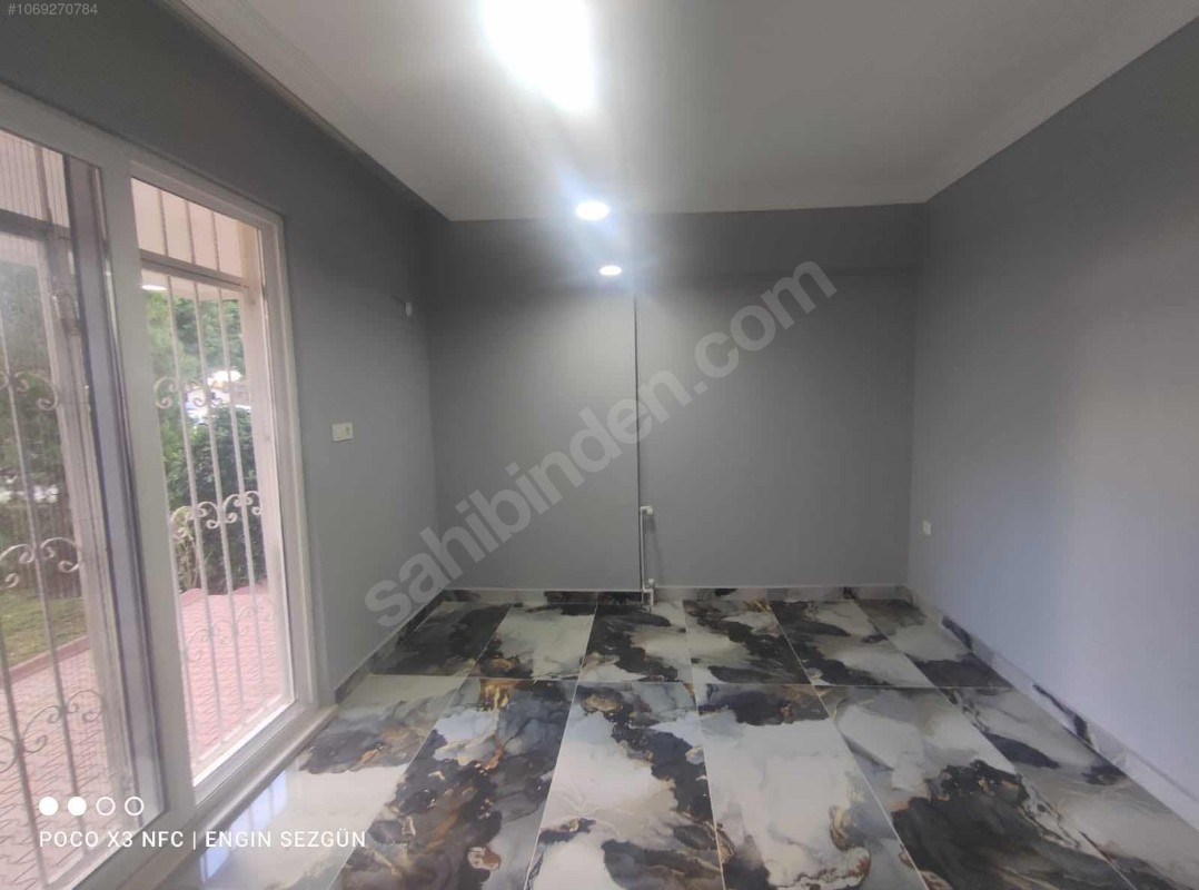KONYAALTI ÖĞRETMENEVLERİ SAFİR SİTESİNDE SATILIK BOŞ 2+1 DAİRE