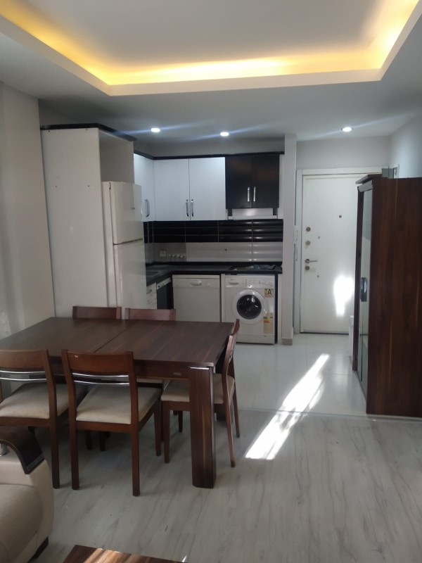 KONYAALTI SARISU MAHALLESİNDE EŞYALI KİRALIK 2+1 DAİRE