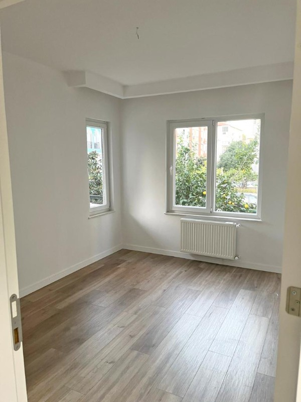KONYAALTI LİMAN MAHALLESİNDE KİRALIK BOŞ 3+1 DAİRE
