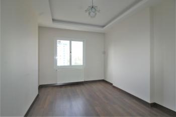 Elmas'tan Merkez Mah.De Site İçi Bağımsız Mutfak 3+1