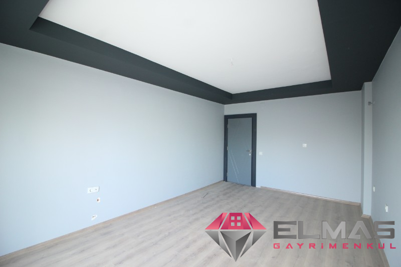 Elmas’tan Atatürk'te Site İçi Geniş Metraj Full Yapılı 3+1