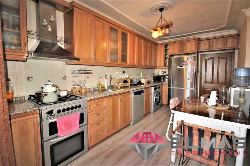 Elmas'tan Gmk Ya Yakın Cephesi Açık 3+1 Bağımsız Sitesi İçi