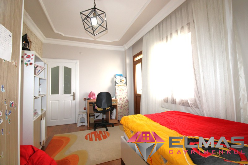 Elmas’tan Forum Yaşam Civarı Site İçi Arakat Full Yapılı