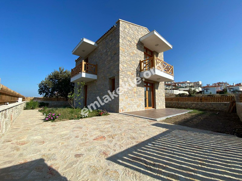 Datca Burgaz mevkiinde satılık villa