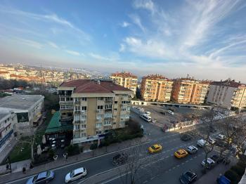 Beşiktaş Ulus'ta yenilenmiş önü açık ferah daire