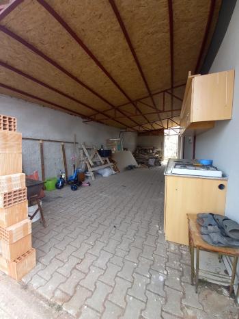 Güvenay - Çorum Ayarık Bağlarında Satılık Bağ Evi