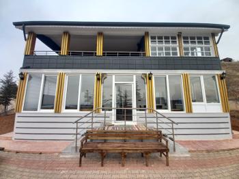 Güvenay - Çorum Ayarık Bağlarında Satılık Bağ Evi