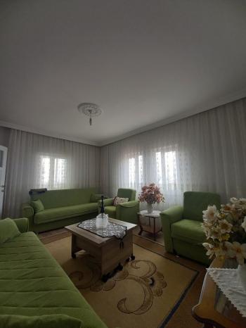 Güvenay - Çorum Ayarık Bağlarında Satılık Bağ Evi