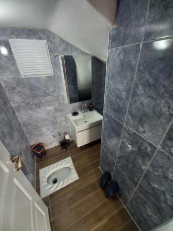 Güvenay - Çorum Ayarık Bağlarında Satılık Bağ Evi