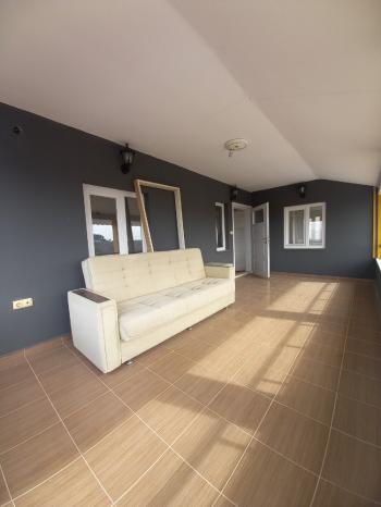 Güvenay - Çorum Ayarık Bağlarında Satılık Bağ Evi