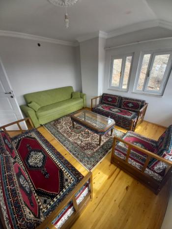 Güvenay - Çorum Ayarık Bağlarında Satılık Bağ Evi