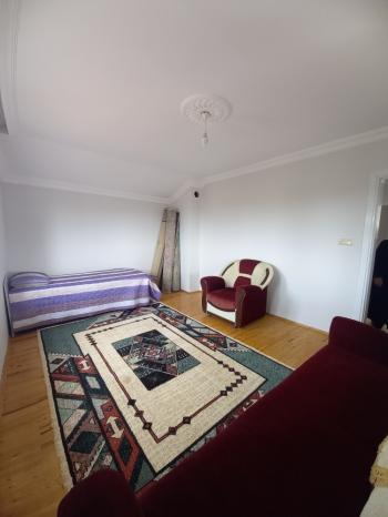 Güvenay - Çorum Ayarık Bağlarında Satılık Bağ Evi