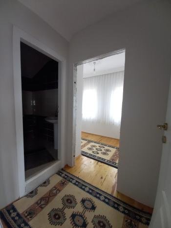 Güvenay - Çorum Ayarık Bağlarında Satılık Bağ Evi