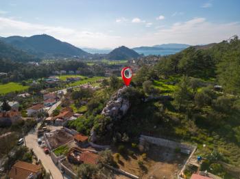 Marmaris Hisarönü Köy İçi İmarlı 2.214 m2 Deniz Manzaralı Arsa