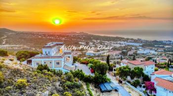 Girne Edremit Panoramik Manzaralı Satılık Villa