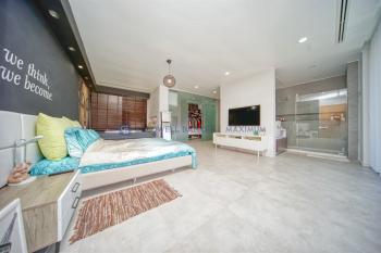 Tasarım Ödüllü Kıbrıs Girne Çatalköy dağ ve deniz manzaralı satılık 4+1 villa
