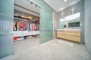 Tasarım Ödüllü Kıbrıs Girne Çatalköy dağ ve deniz manzaralı satılık 4+1 villa