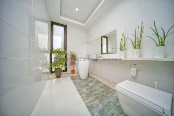 Tasarım Ödüllü Kıbrıs Girne Çatalköy dağ ve deniz manzaralı satılık 4+1 villa