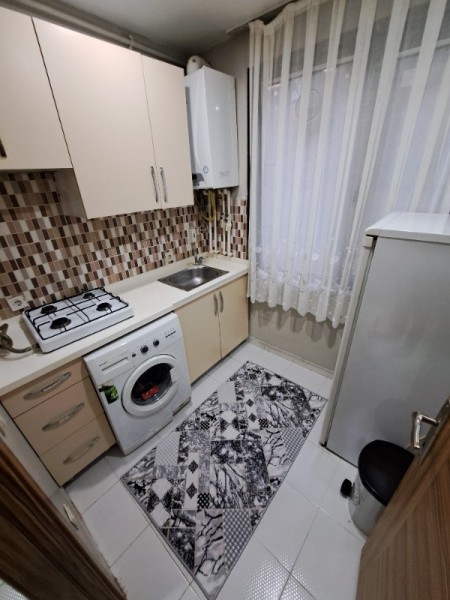Çağlayan Metrobüse 5 Dakika 1+1 Eşyalı Satılık Daire