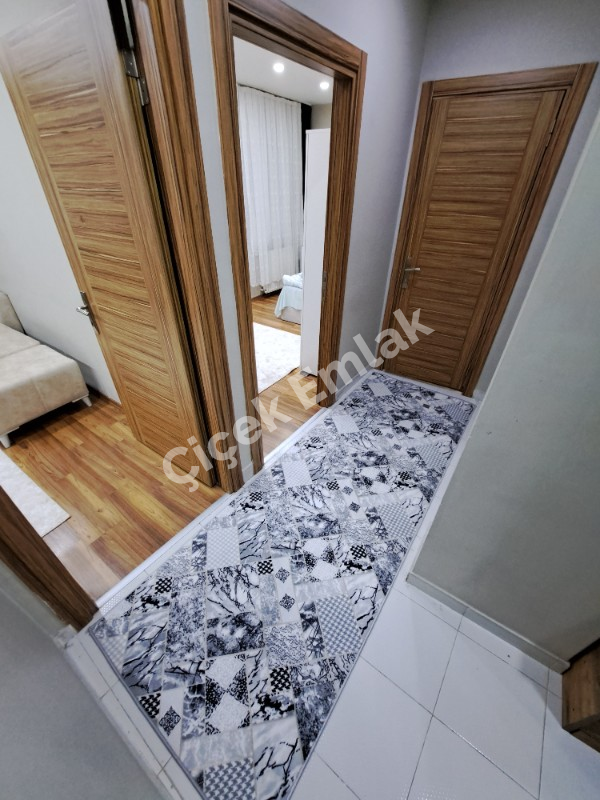 Çağlayan Metrobüse 5 Dakika 1+1 Eşyalı Satılık Daire