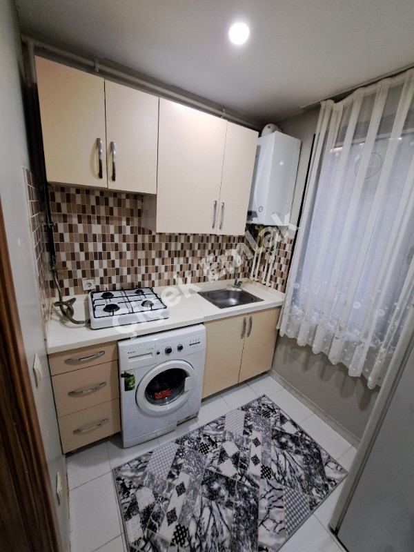 Çağlayan Metrobüse 5 Dakika 1+1 Eşyalı Satılık Daire