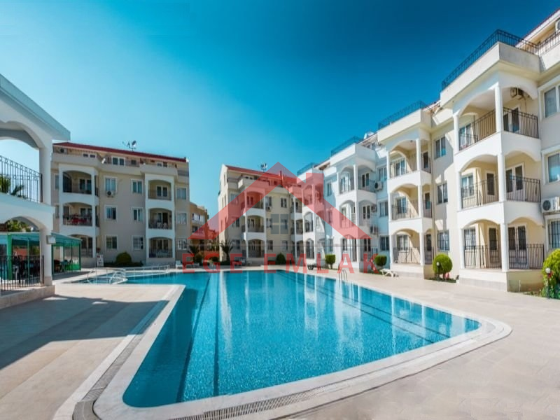 Didim'de Satılık Havuzlu Sitede Yazlık Daire