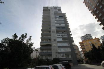 Elmas'tan Cumhuriyet’te Cephesi Açık Bağımsız Sitesi İçi 3+1