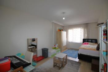 Elmas'tan Cumhuriyet’te Cephesi Açık Bağımsız Sitesi İçi 3+1