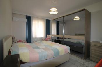 Elmas'tan Cumhuriyet’te Cephesi Açık Bağımsız Sitesi İçi 3+1