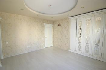 Elmas'tan Merkez Mah.'De Havuzlu Site İçi 4+1