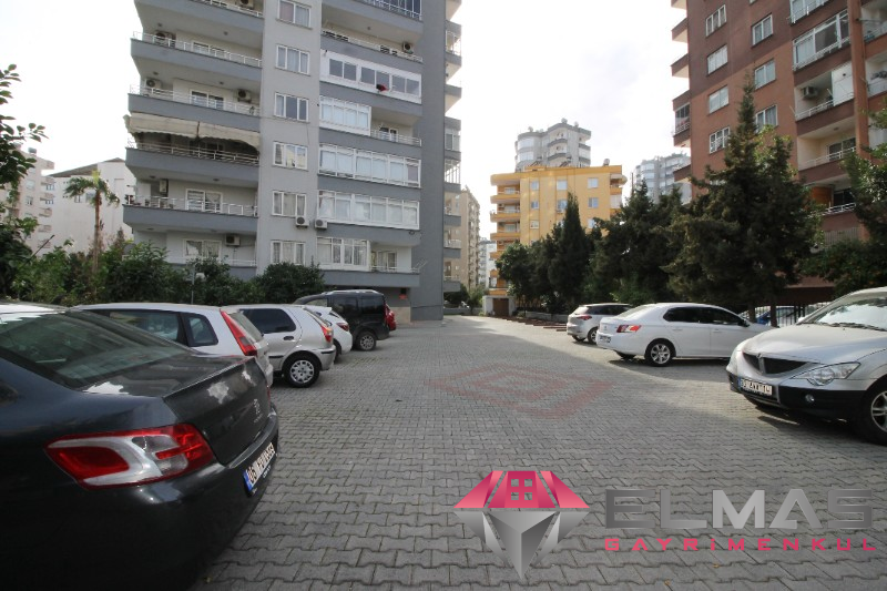Elmas'tan Cumhuriyet’te Cephesi Açık Bağımsız Sitesi İçi 3+1