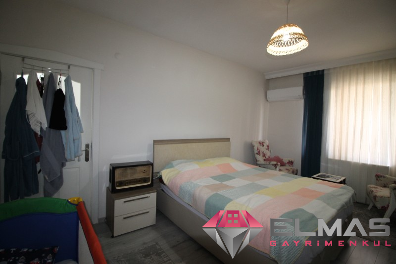 Elmas'tan Cumhuriyet’te Cephesi Açık Bağımsız Sitesi İçi 3+1
