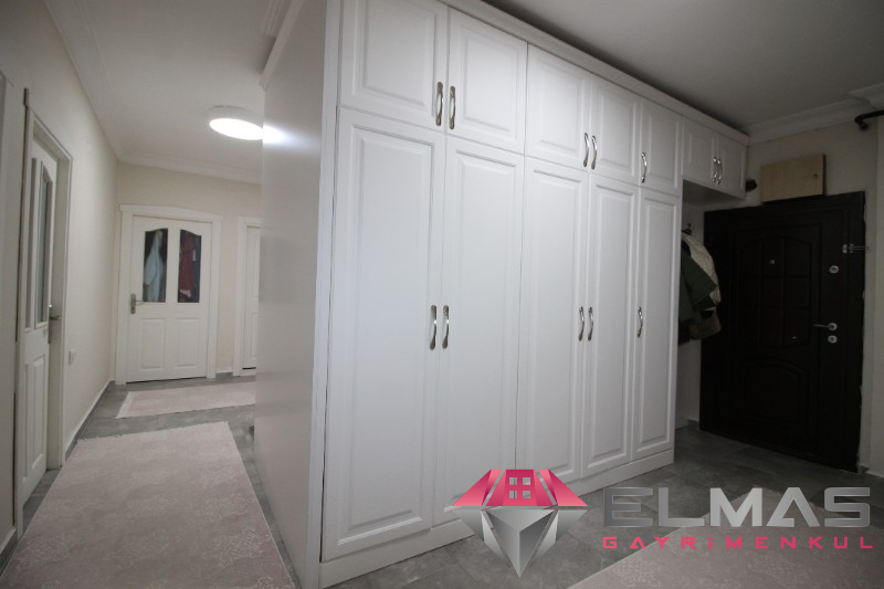 Elmas'tan Cumhuriyet’te Cephesi Açık Bağımsız Sitesi İçi 3+1