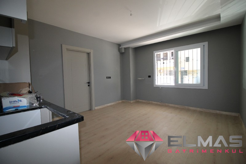 Elmas'tan Bahçelievler’de Merkezi Konumlu 1+1 Sıfır Daire
