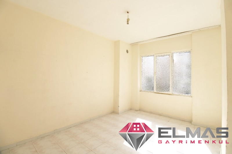 Elmas'tan Merkez Mh.De Site İçi, Bağımsız Mutfak Ara Kat 3+1