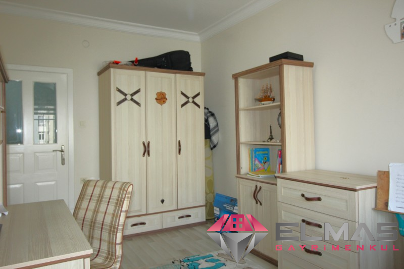 Elmas'tan Merkezi Konumda Site İçi Kombili Bağımsız  3+1 Daire