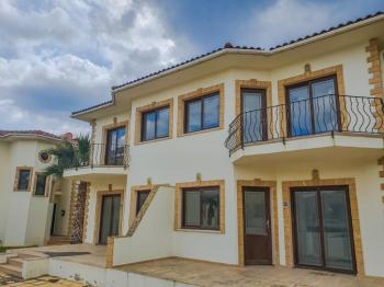Kıbrıs İskele Long Beach Bölgesinde Satılık 2+1 İkiz Villa 