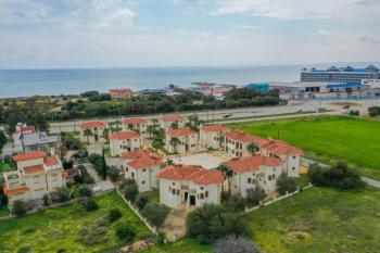 Kıbrıs İskele Long Beach Bölgesinde Satılık 2+1 İkiz Villa 