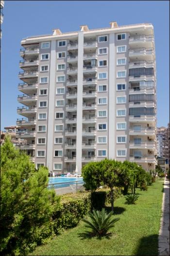 2+1 Luxury Flat By The Sea in a Fully Activity Site in Mahmutlar