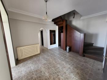 Güzeloba mahallesi 4+1 Dubleks Eşyasız Kiralık Daire