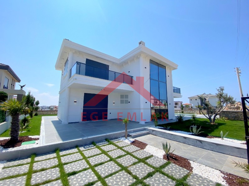 Didim'de Saray Gibi Tam Müstakil Villa