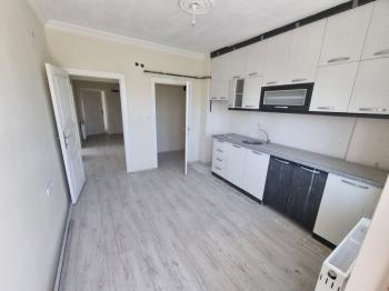 Güvenay - Çorum Buharaevler 5.Cadde Arkası Satılık 3+1 Daire