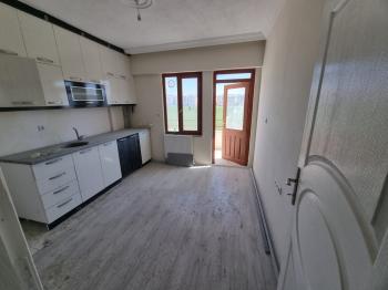 Güvenay - Çorum Buharaevler 5.Cadde Arkası Satılık 3+1 Daire