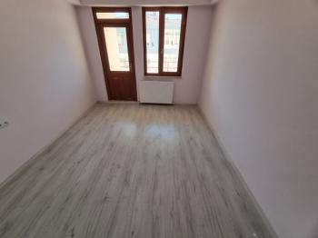 Güvenay - Çorum Buharaevler 5.Cadde Arkası Satılık 3+1 Daire