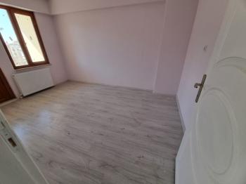 Güvenay - Çorum Buharaevler 5.Cadde Arkası Satılık 3+1 Daire